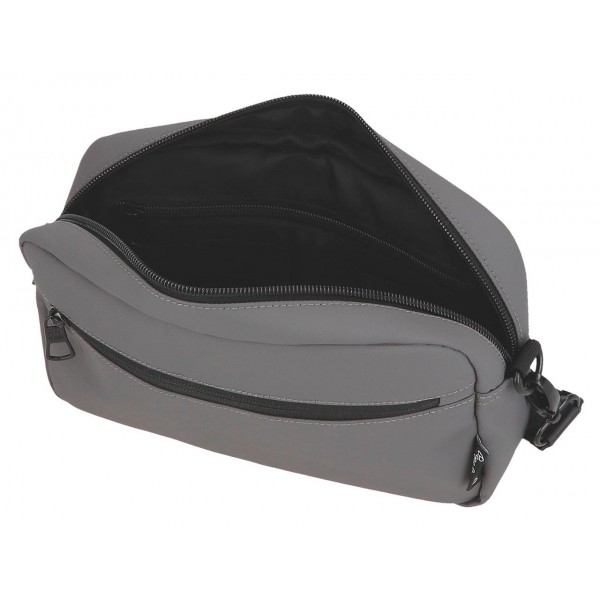 Borseta mana barbati Pepe Jeans Hoxton gri 15x16x24 cm